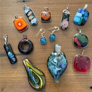 Glass jewelry lot